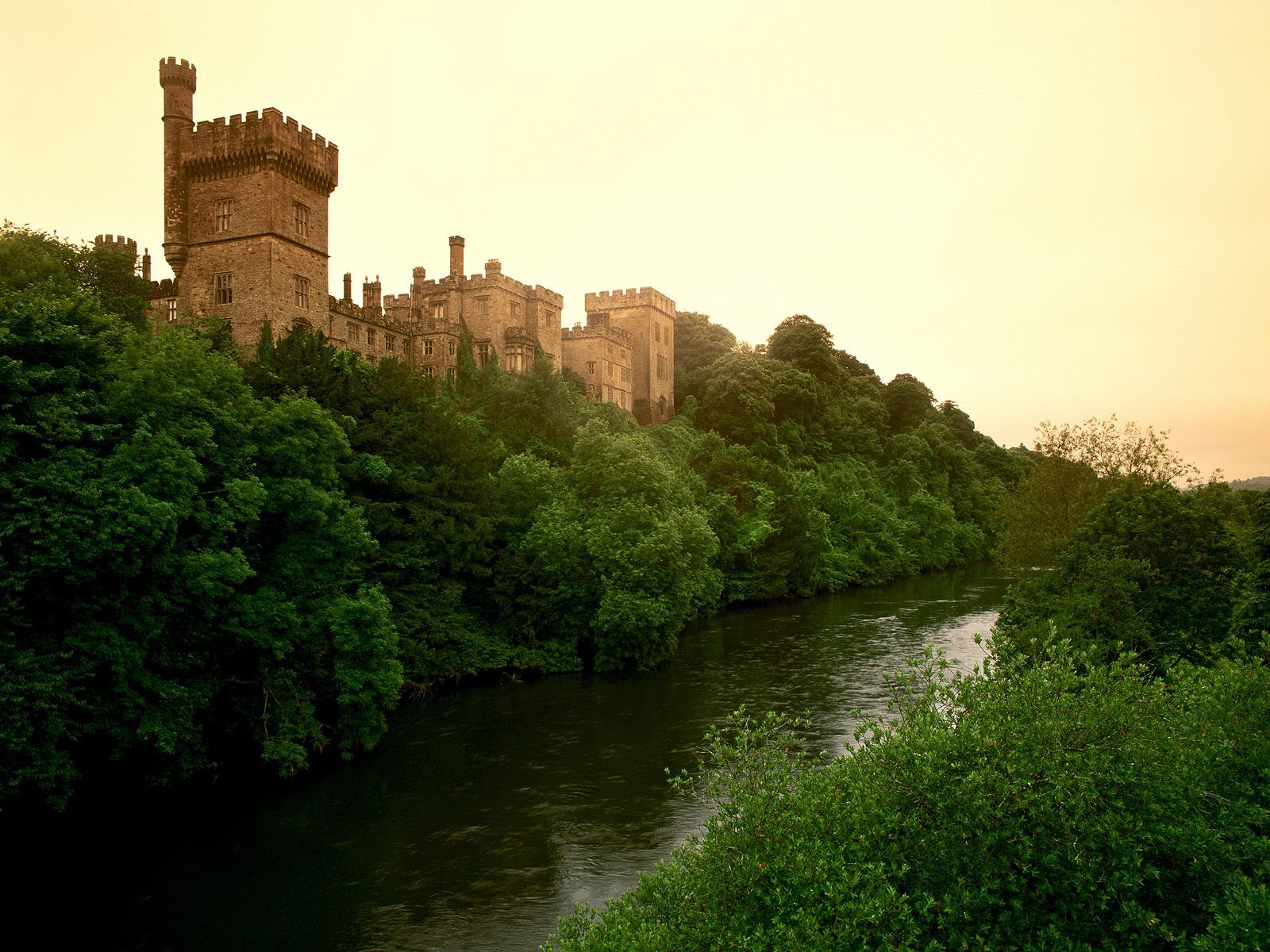 Castles Ireland Wallpaper