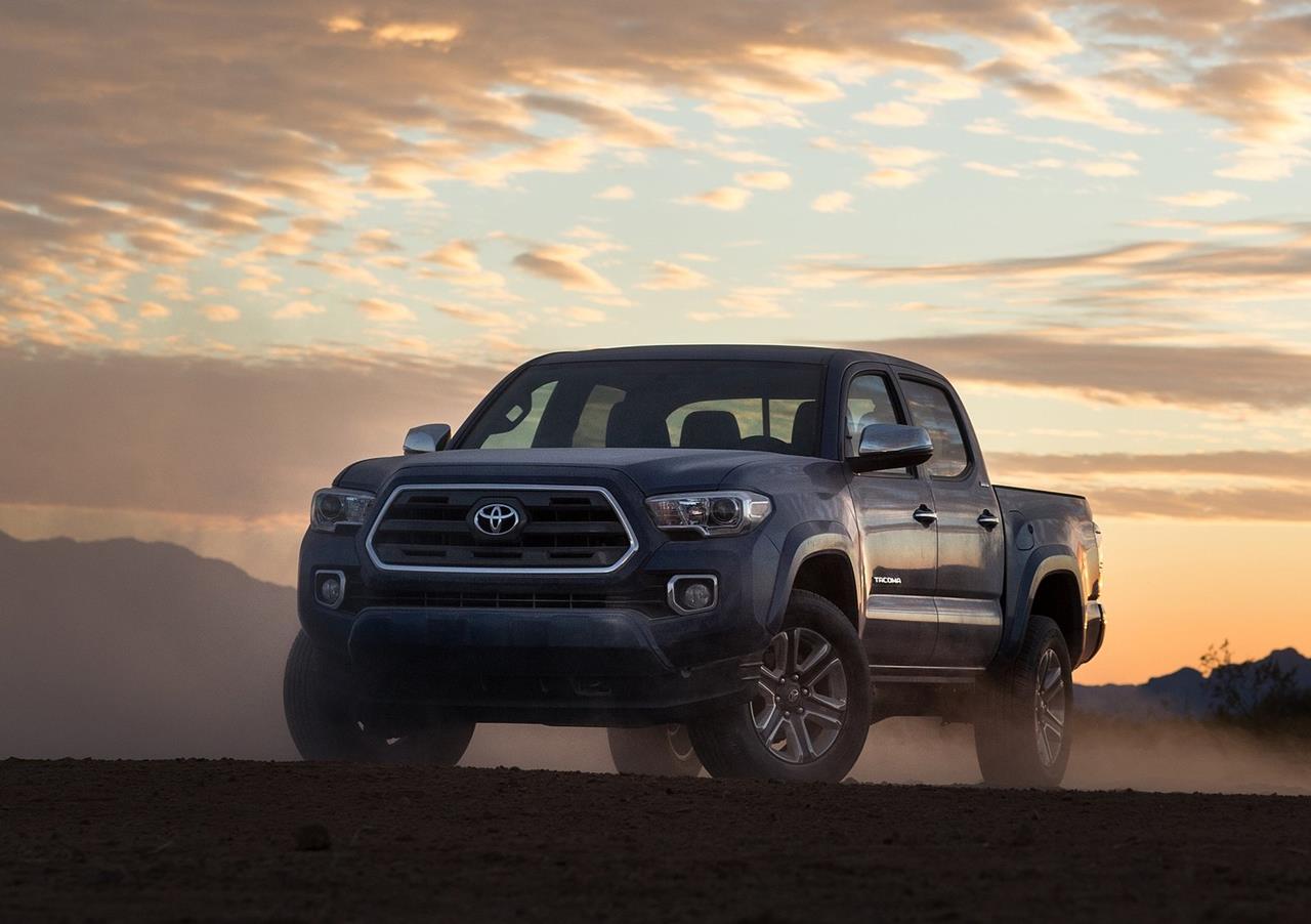 Toyota introduce a new car Toyota Tacoma which is going to make its 1280x902