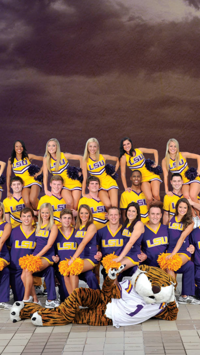 LSU Cheerleaders 2012 2013 iPhone 5 Wallpaper 640x1136