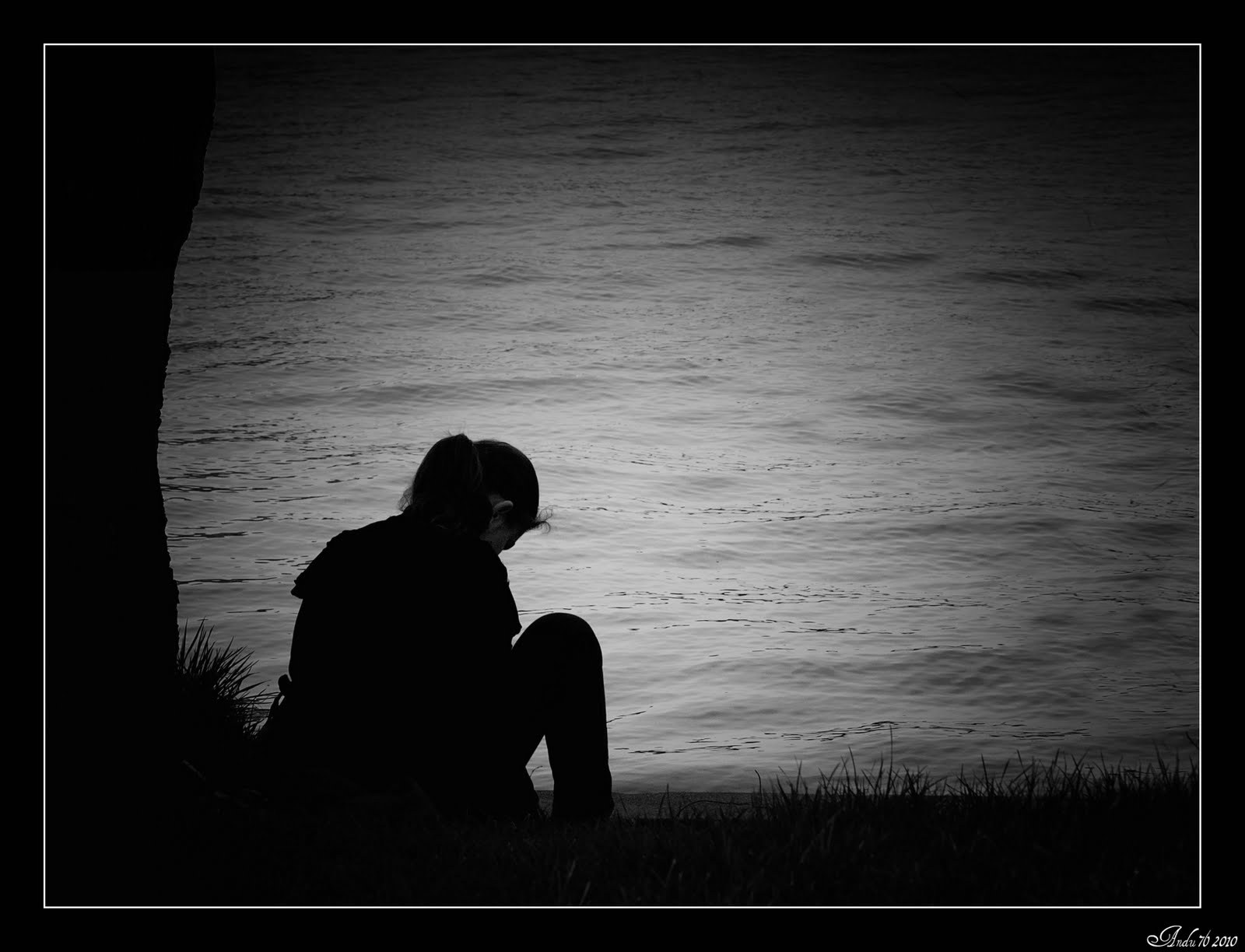 Sad Girls Wallpaper