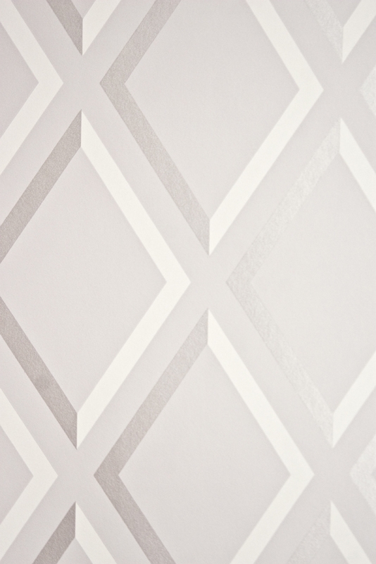 Pompeian Trellis Wallpaper Geometric light Grey and White diamond