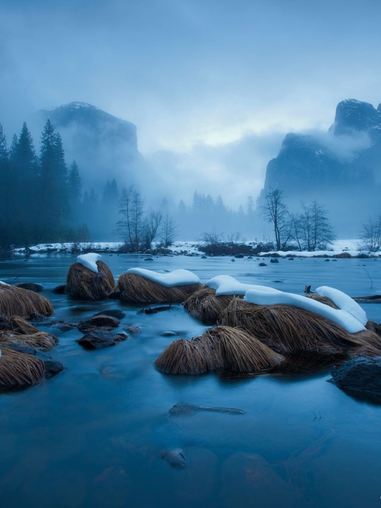 Yosemite National Park Winter iPad Mini Wallpaper