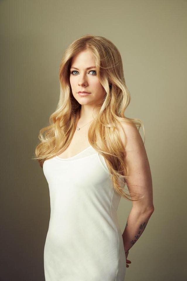Avril Lavigne Image Photoshoot HD Wallpaper