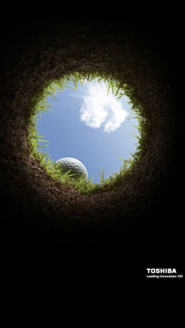 Free golf hole iPhone wallpaper