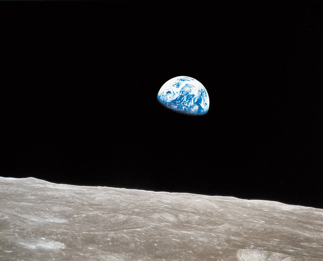 Earthrise Photographs The Most Influential Image Of All Time