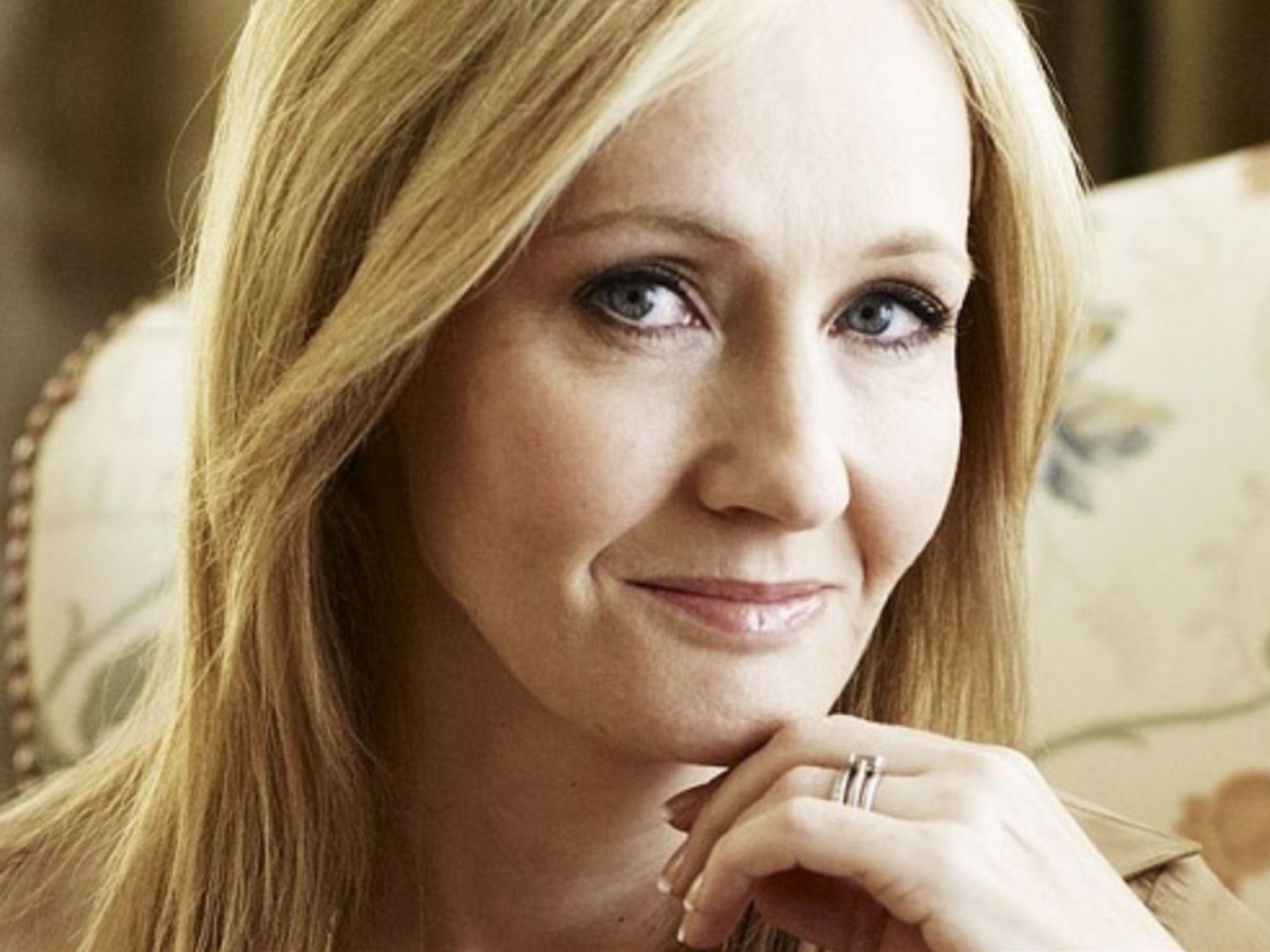 J K Rowling Wallpaper