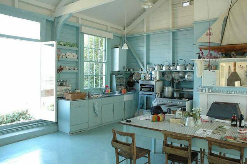 Shabby Chic And A Little Cottage Feeling Kitchen