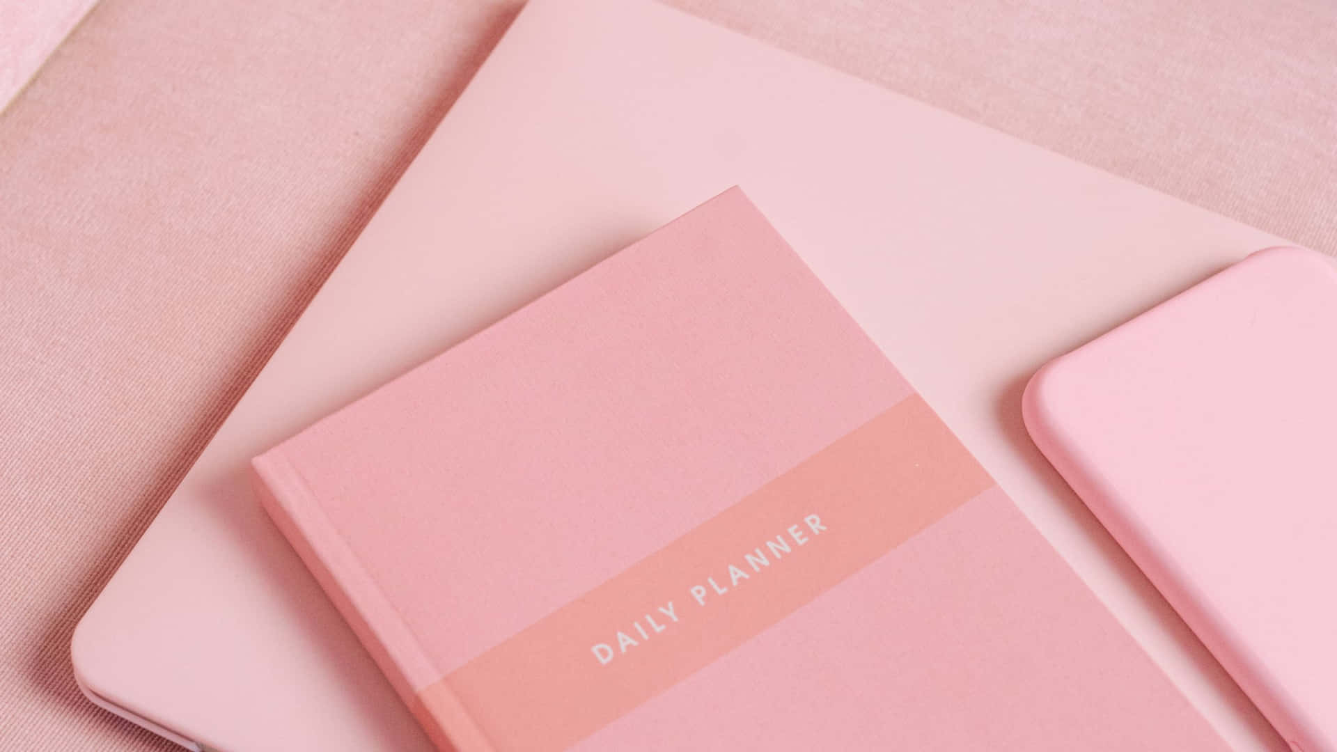 Aesthetic Computer Light Pink Wallpaper