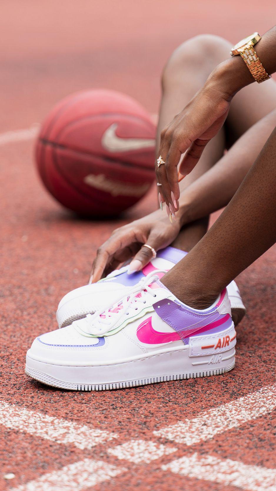 Wallpaper Girl Sneakers Hands Basketball Ball
