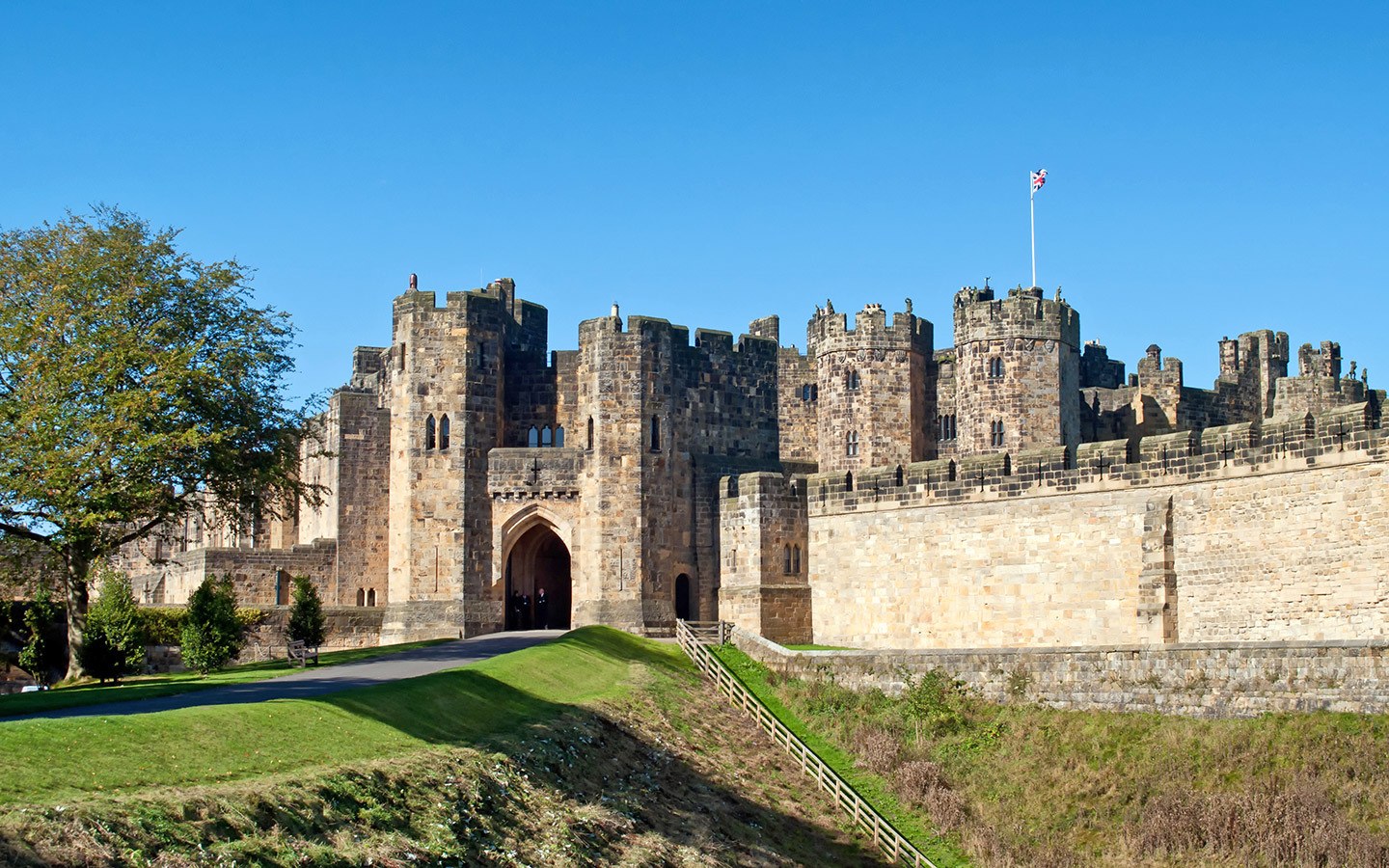 Five Of The Best Castles In Northumberland Not To Miss On Luce
