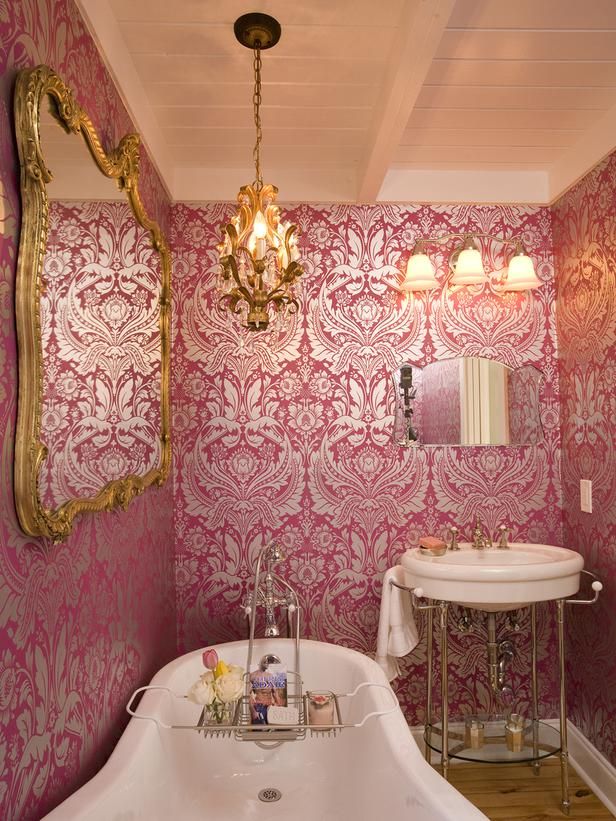 Wallpaper With Gold Accents On Hgtv Pink