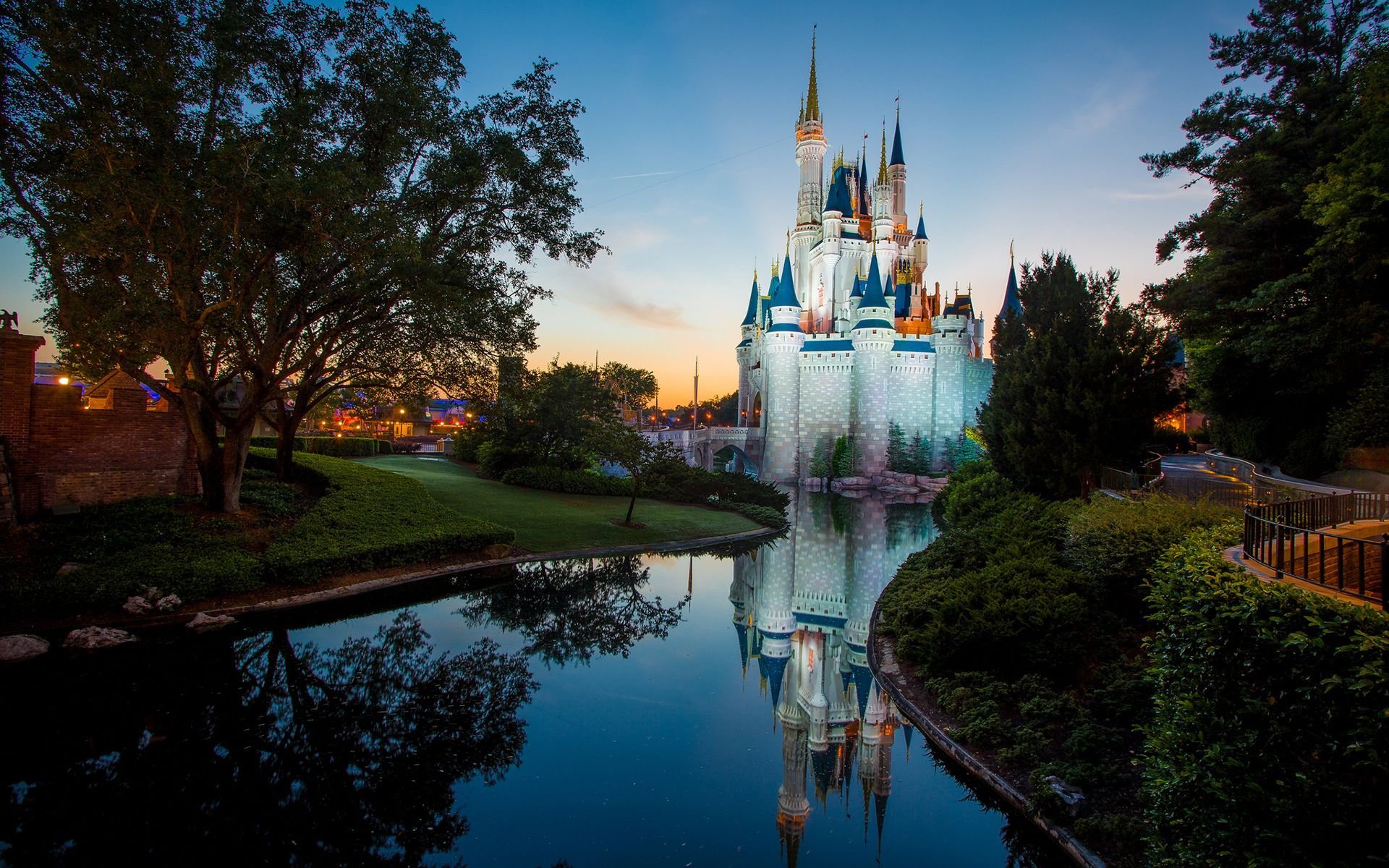 Disney Castle Wallpaper HD