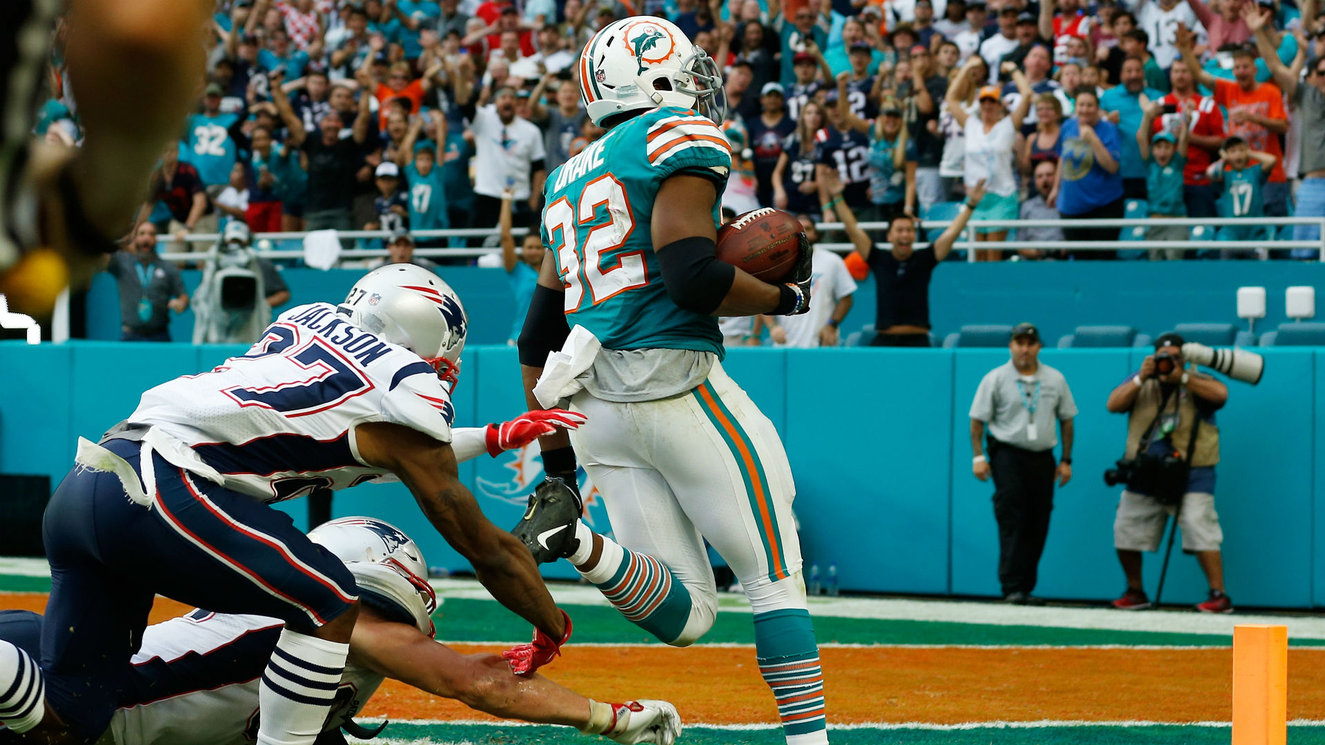 Kenyan Drake S Miami Miracle Ball Goes Up For Auction Sporting