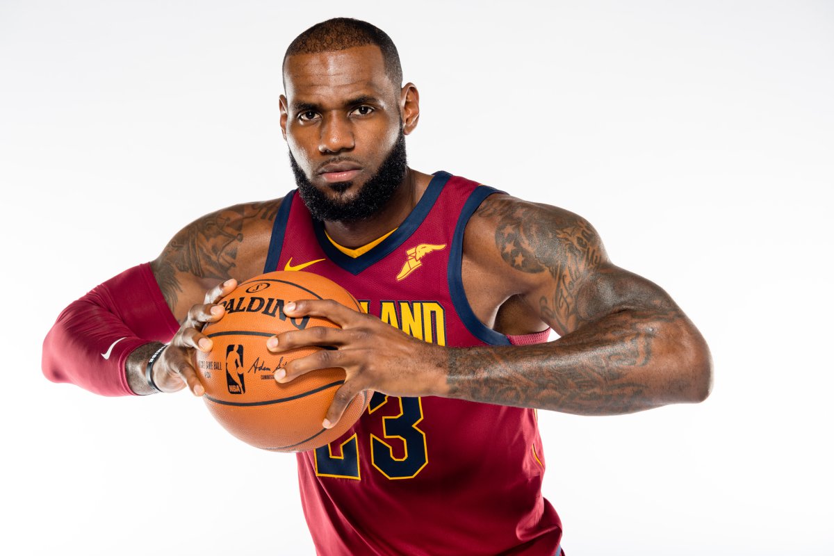 Lebron Not Expected To Play In Cavs Scrimmage Monday