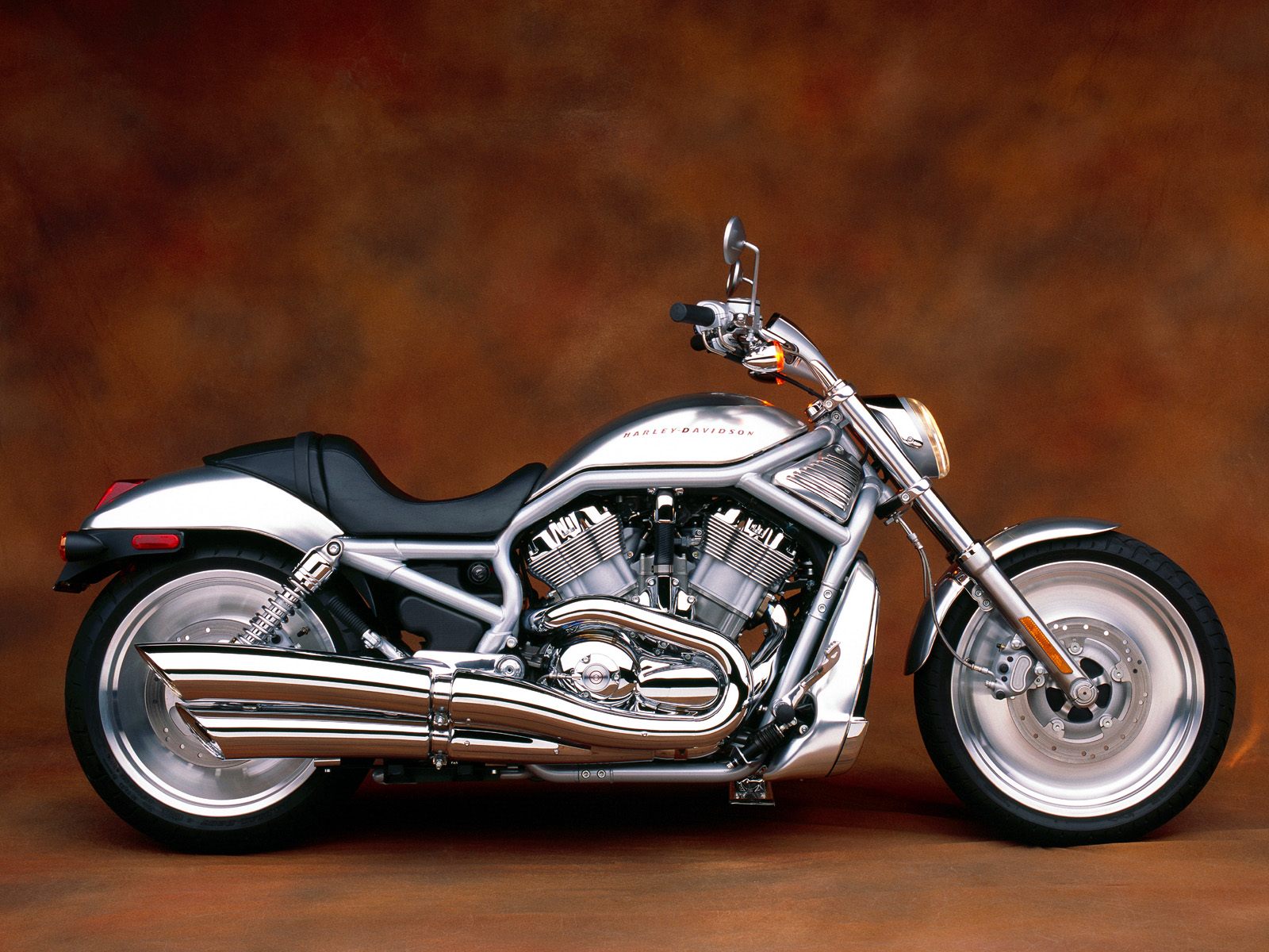 Harley Davidson V Rod HD Dekstop Wallpaper