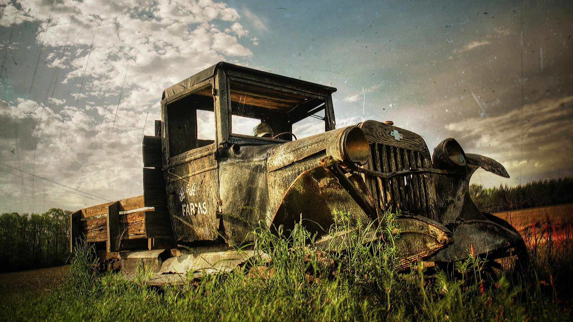 Rusty tractor wallpaper 11721