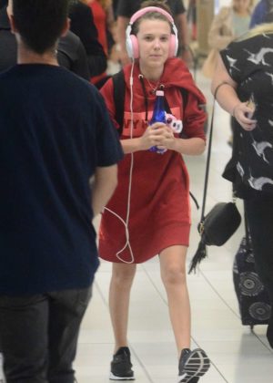 Millie Bobby Brown Leaving Brisbane Airport To Sydney