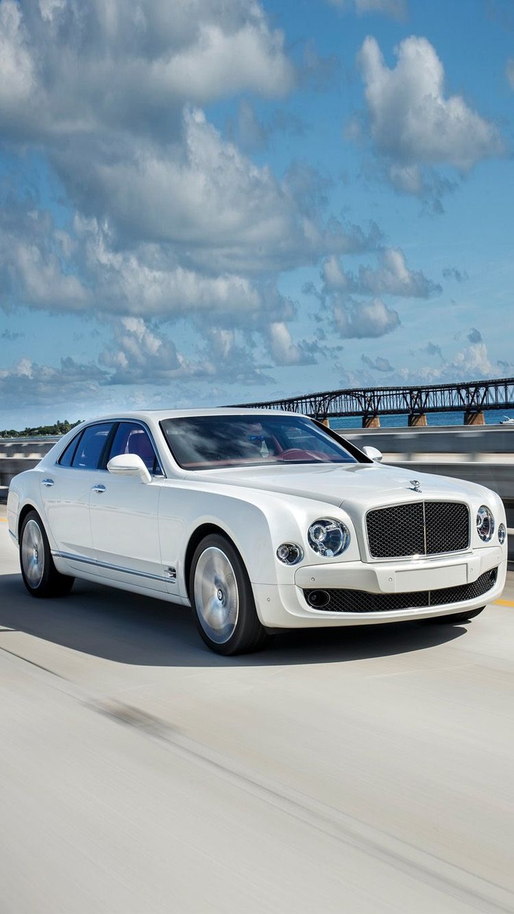 Bentley Mulsanne iPhone Plus Wallpaper
