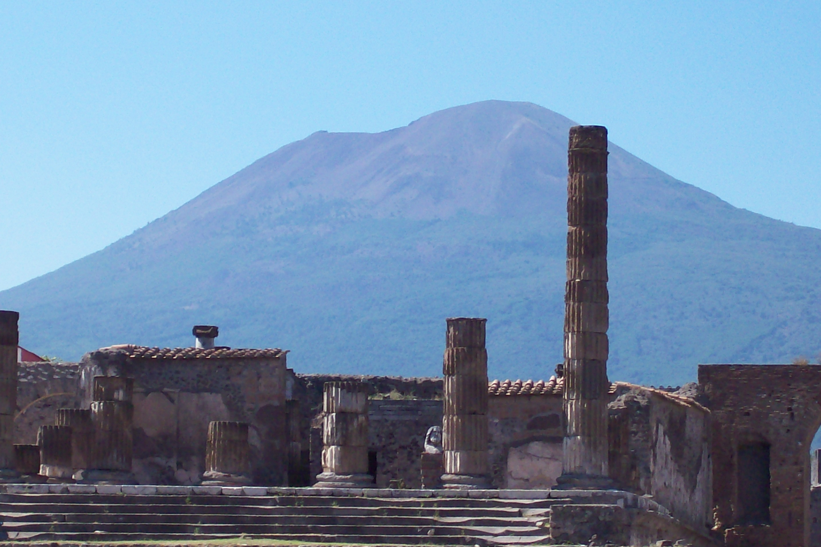 Pompeii Mount Vesuvius In Background Pics4learning