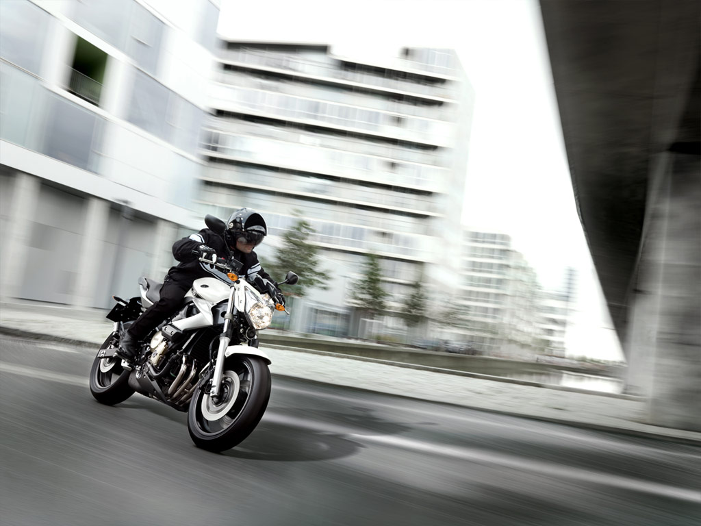 Yamaha Xj6 Wallpaper Low Seat Height Enhances Overall