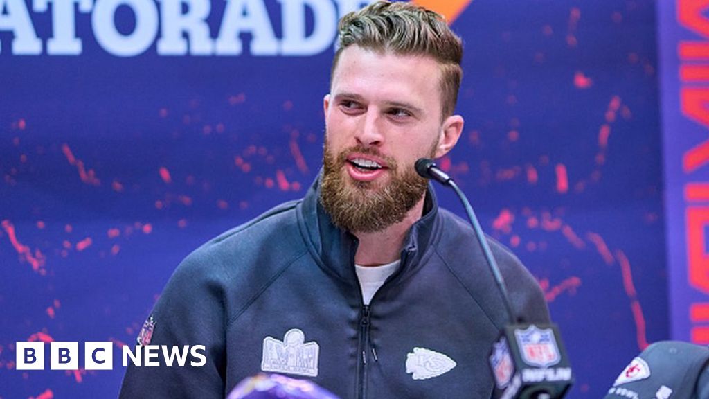 Harrison Butker Homemaker Speech Sparks Backlash Wallpaper
