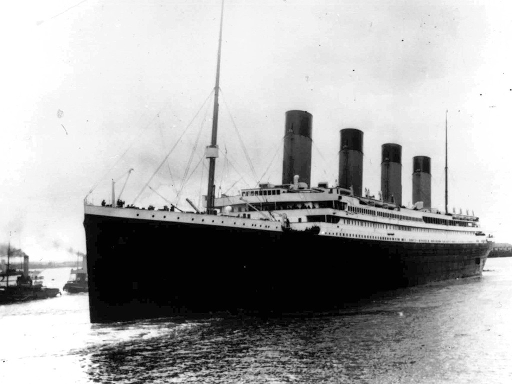 Ships Titanic Wallpaper Grayscale Vehicles
