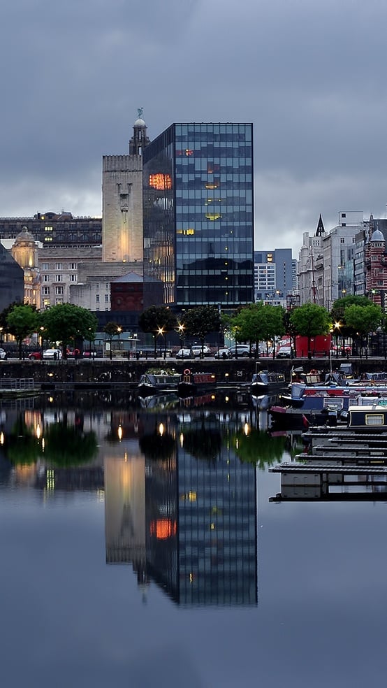 Liverpool City iPhone 5 Wallpaper HD