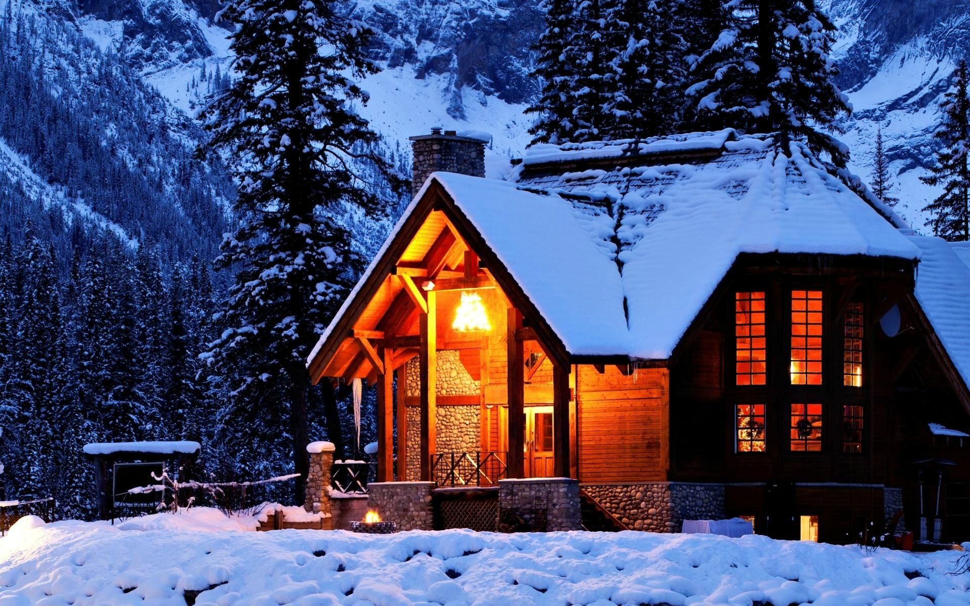 Mountain Chalet HD Wallpaper