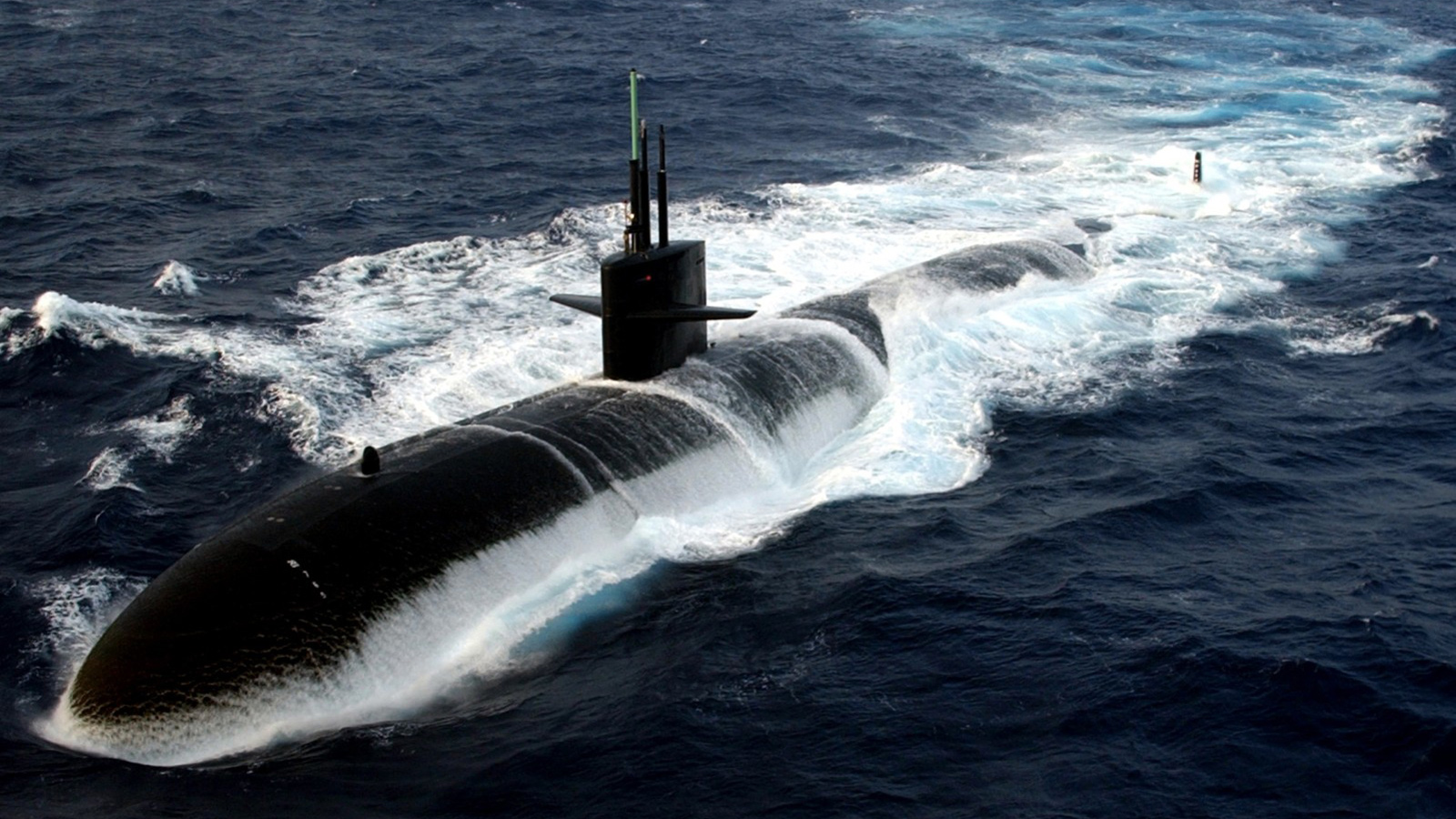 Submarine   1600x900   169
