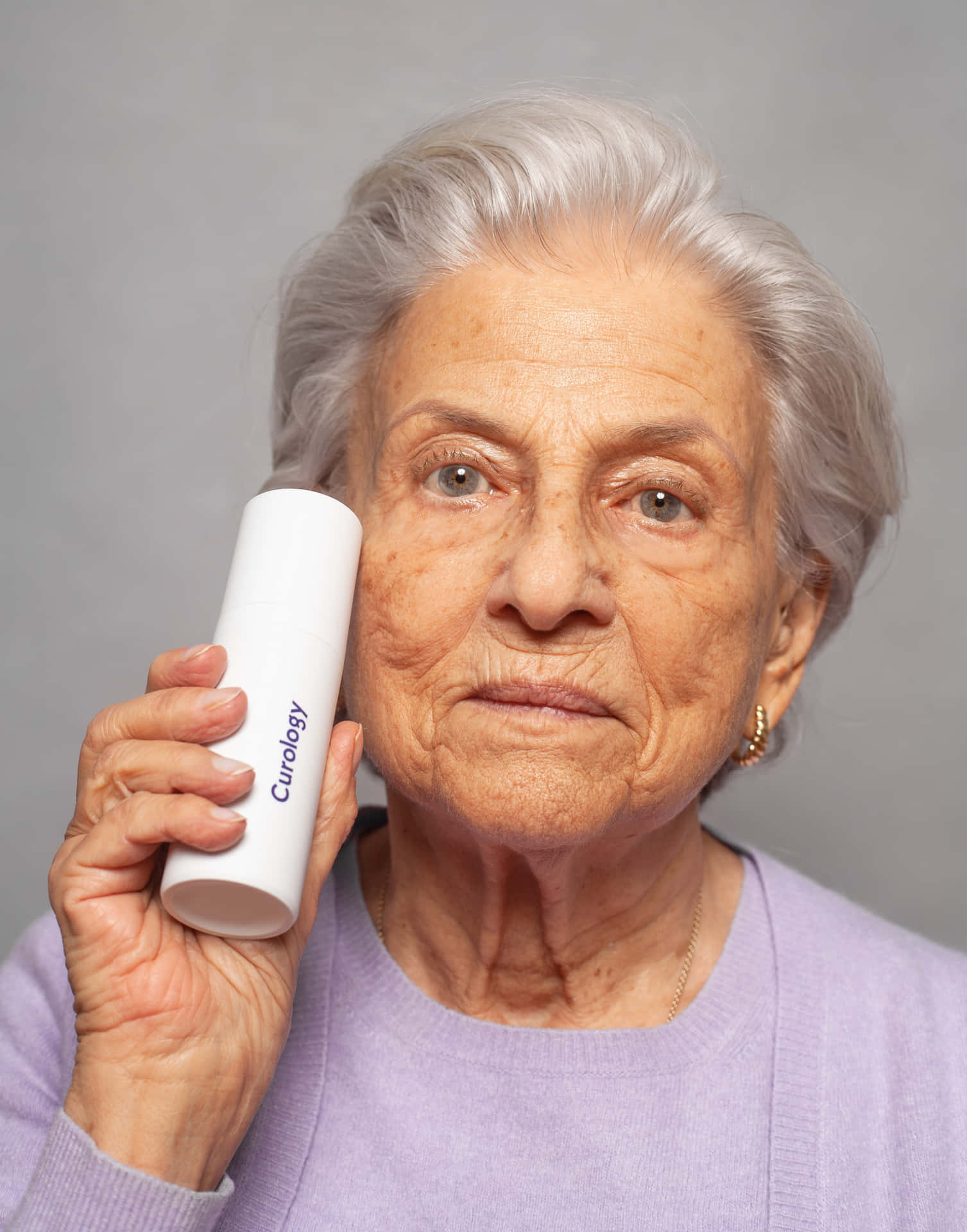 Old Woman Wallpaper