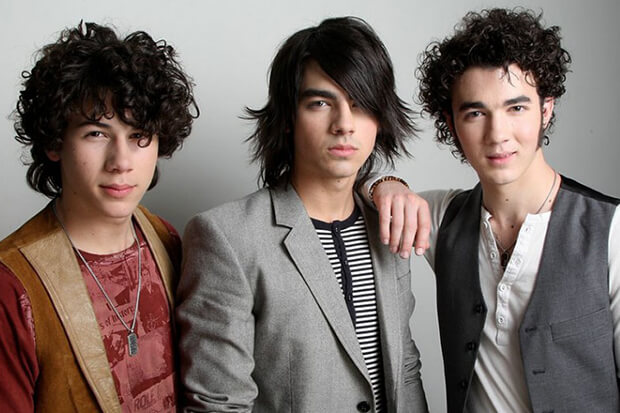 The Jonas Brothers Reactivate Their Ig Are They Making A