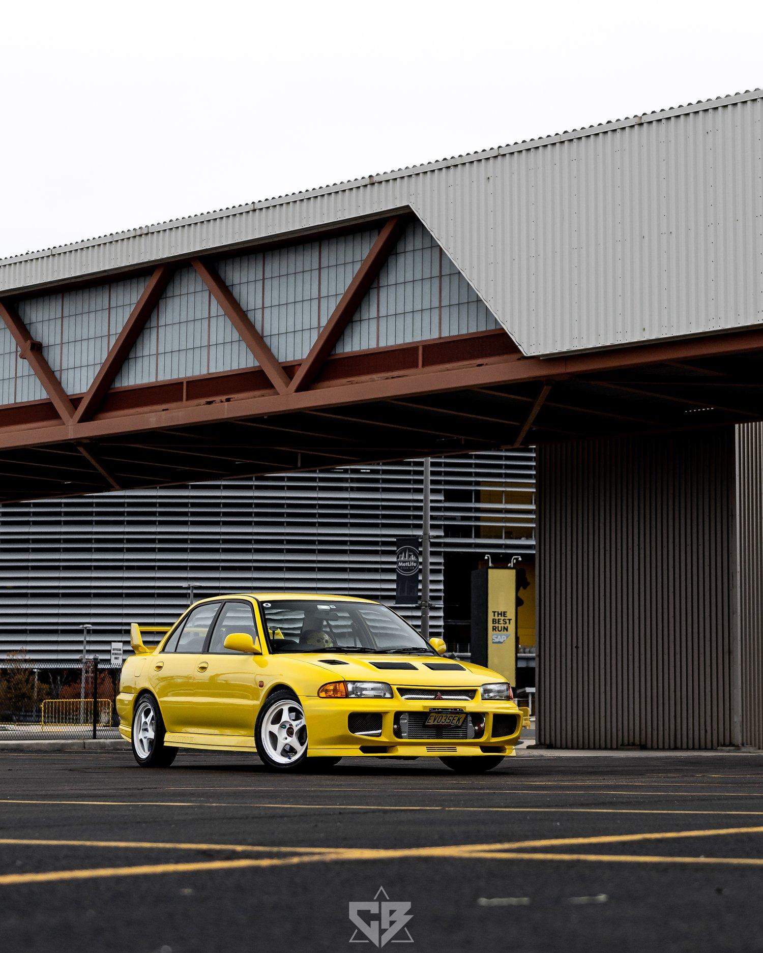 Mitsubishi Evolution Octane Film Cars