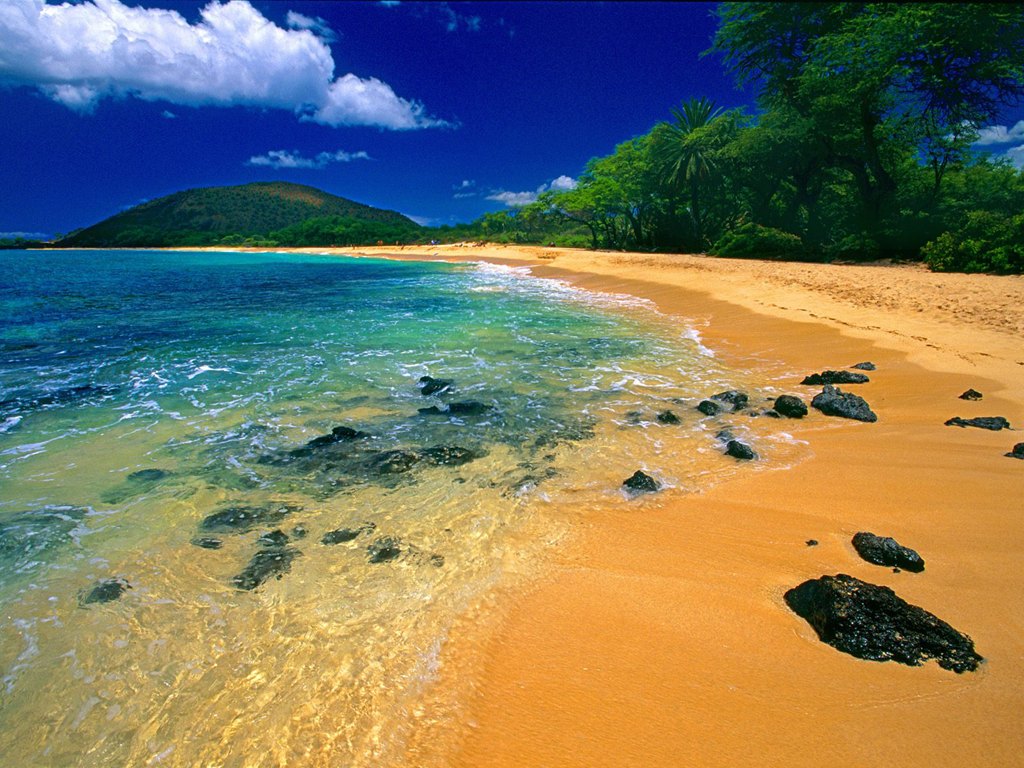 vacationpornMaui Beach HawaiiClick through for a high resolution
