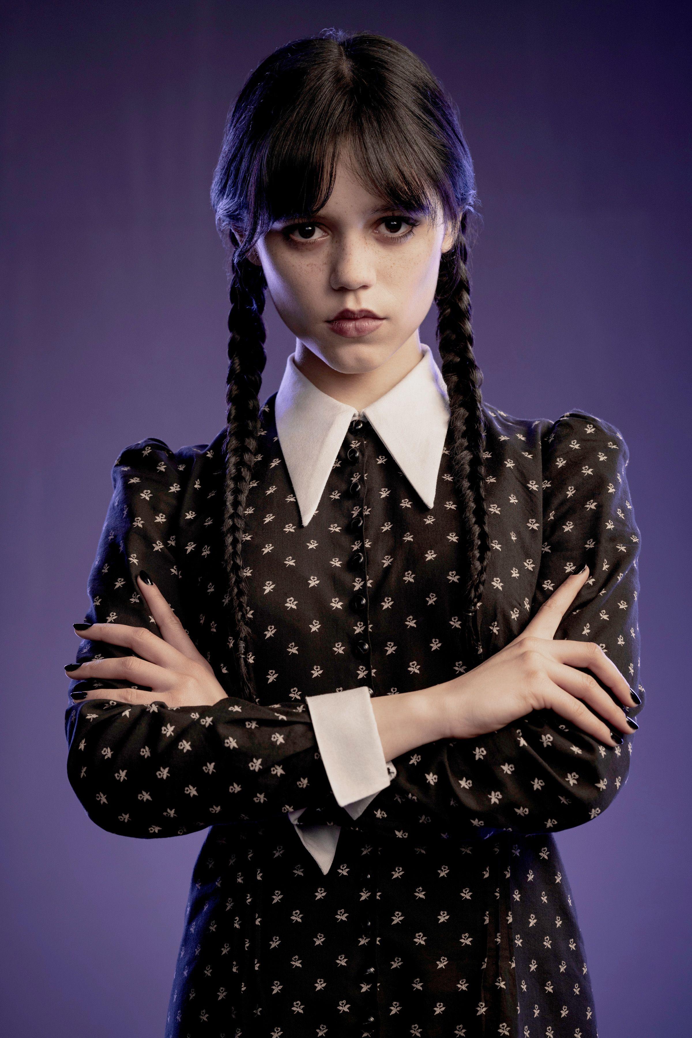 Scream Star In New Look At Flix S Addams Family Reboot
