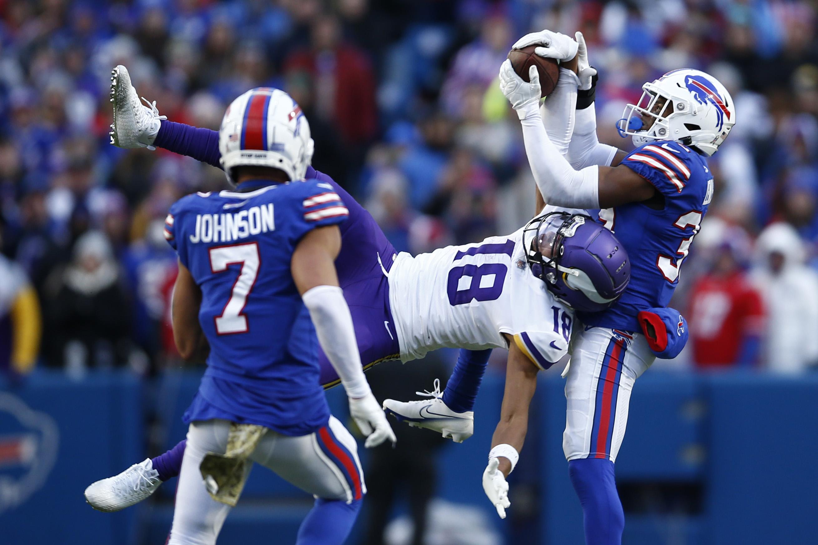 Watch Justin Jefferson Makes Catch Of The Year Against Bills