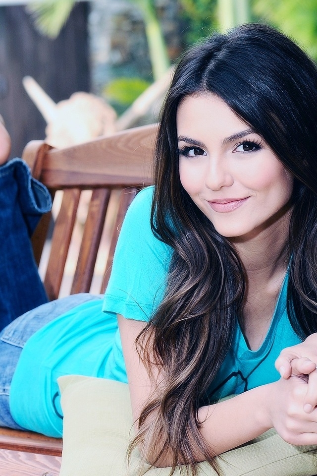 Victoria Justice Instagram Wallpapers - Wallpaper Cave