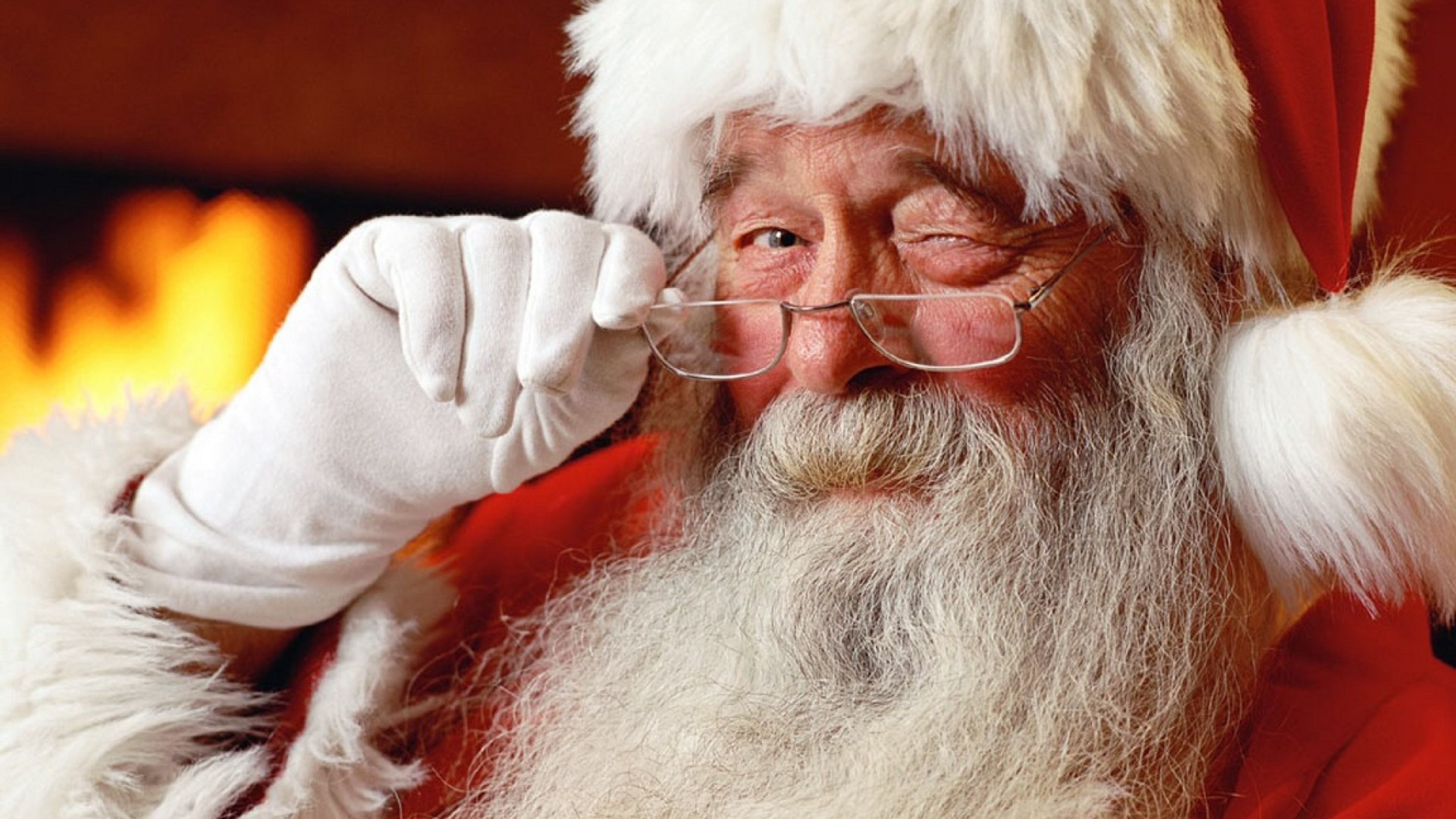 Santa Claus Glasses Christmas Spirit 4k Ultra HD Desktop Wallpaper