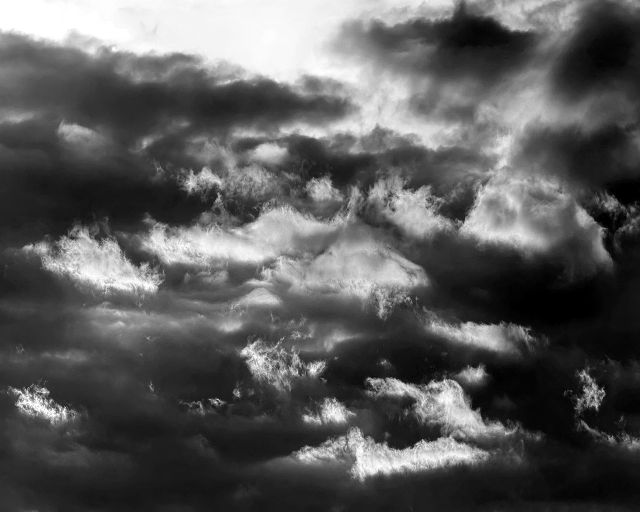 Amazing Dark Sky Wallpaper