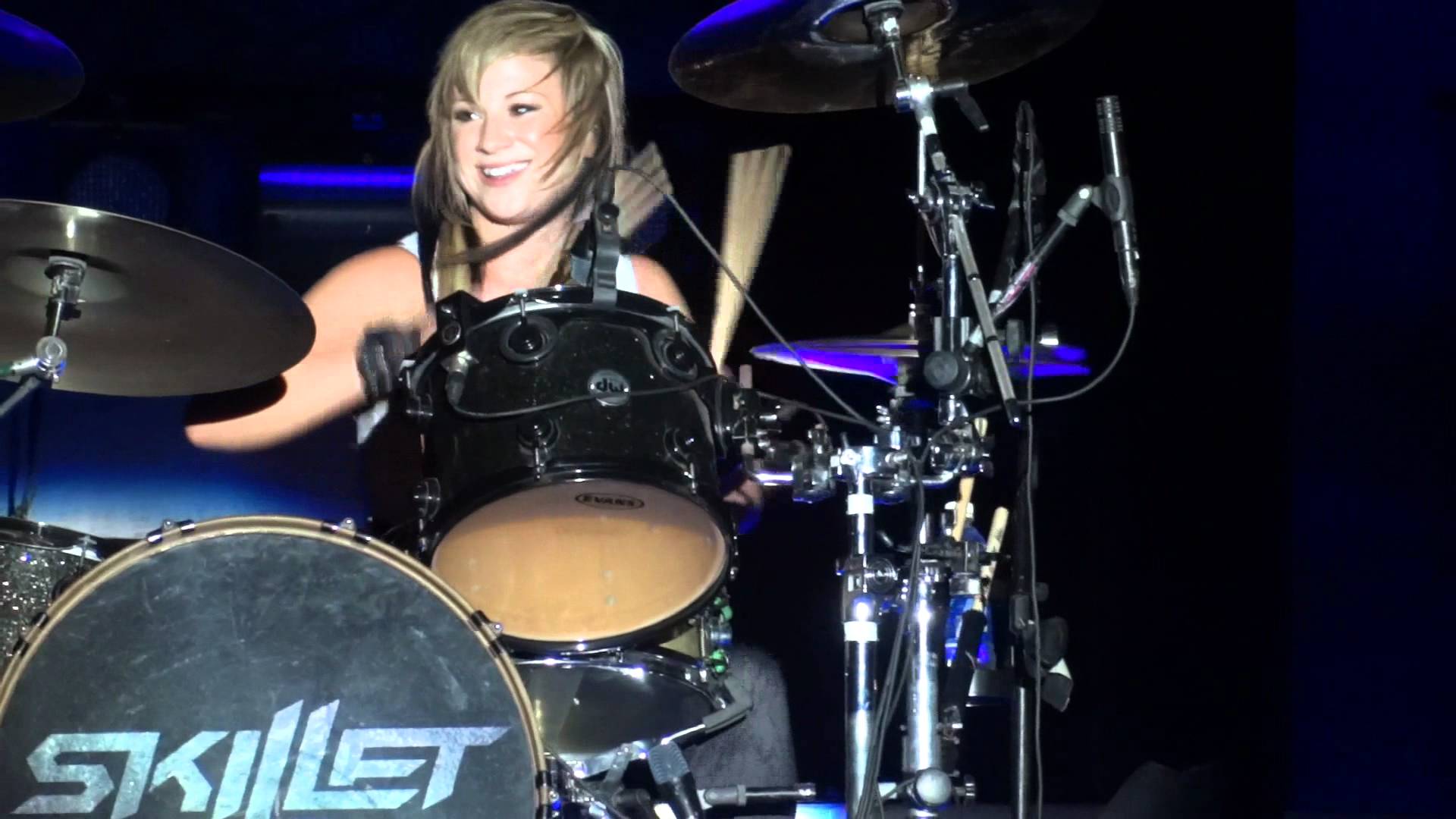 Jen Ledger Red Hair Pictures