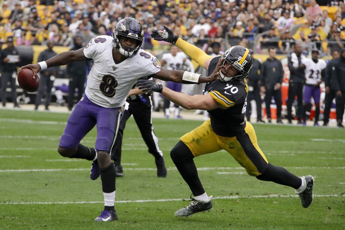 Ravens Qb Lamar Jackson Wanted To Help After Colliding With