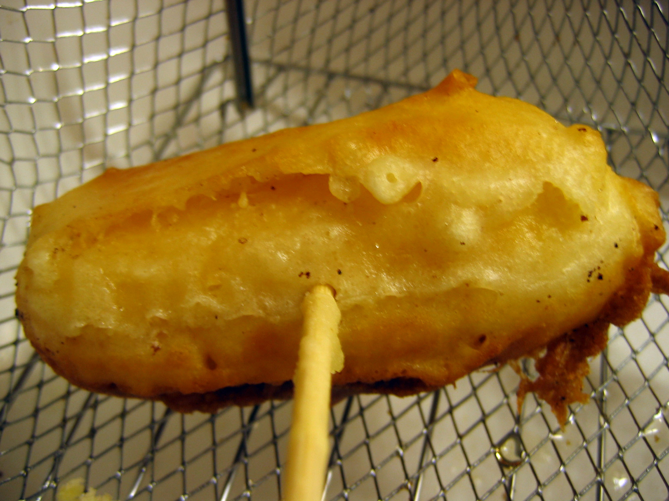 File Deep Fried Twinkie Jpg Wikimedia Mons