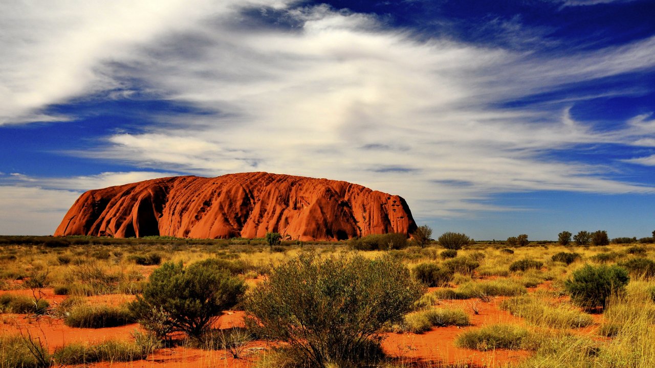 Nature Scene Of Uluru Rock In Australia Wallpaper Desktop