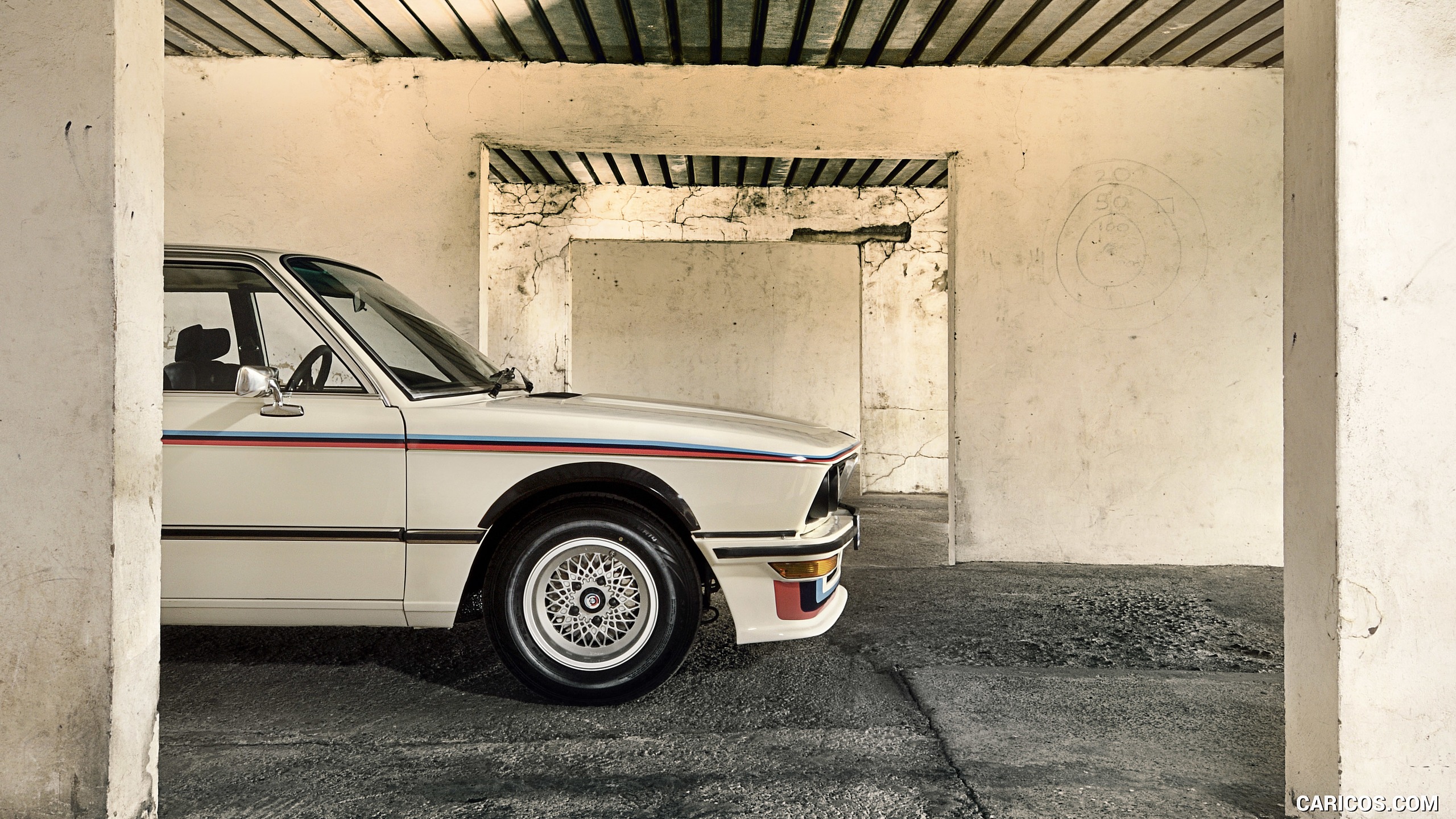 1976 BMW 530 MLE   After Restoration HD Wallpaper 28