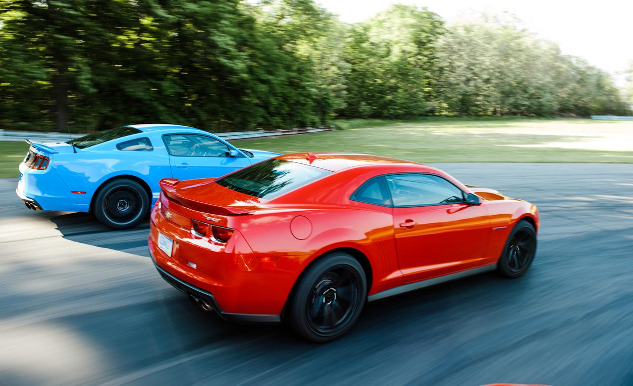 Ford Mustang Shelby Gt500 And Chevrolet Camaro Zl1