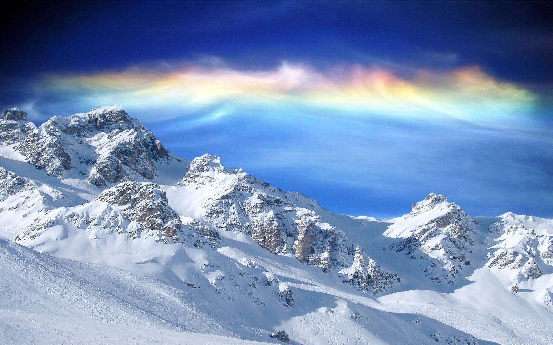 Winter Mountains Daily Backgrounds in HD