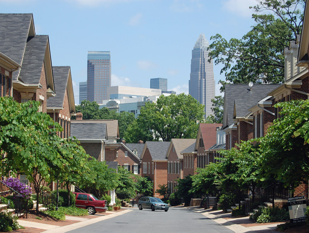 Free Download Charlotte Ton Of Downtown Street Scenes And Skyscrapers 1024x775 For Your Desktop Mobile Tablet Explore 48 Just Wallpaper In Charlotte Nc Wallpaper Outlets In Nc Wallpaper Stores