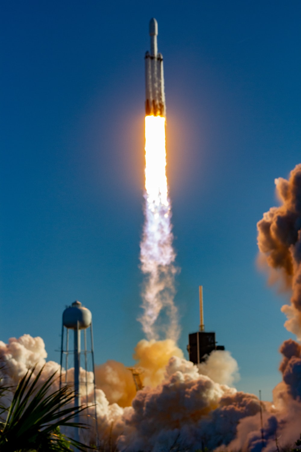 Falcon Heavy Pictures Image
