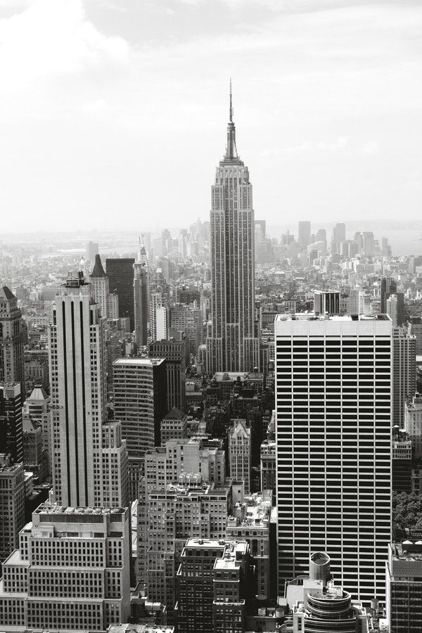 Empire State Black And White Wallpaper In Manhattan