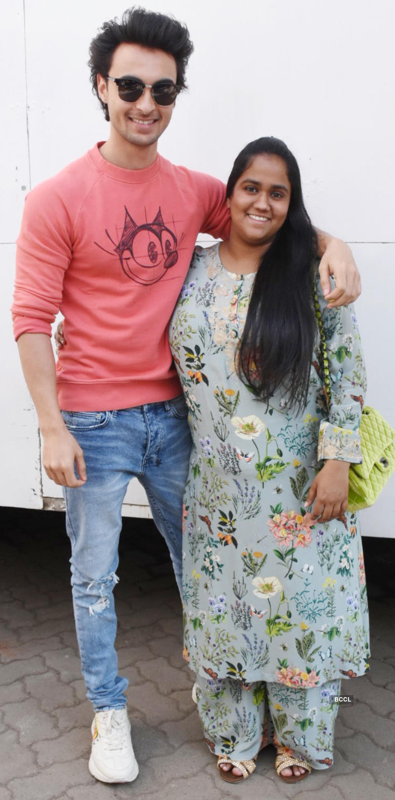 Aayush Sharma Poses With Wife Arpita Khan During The
