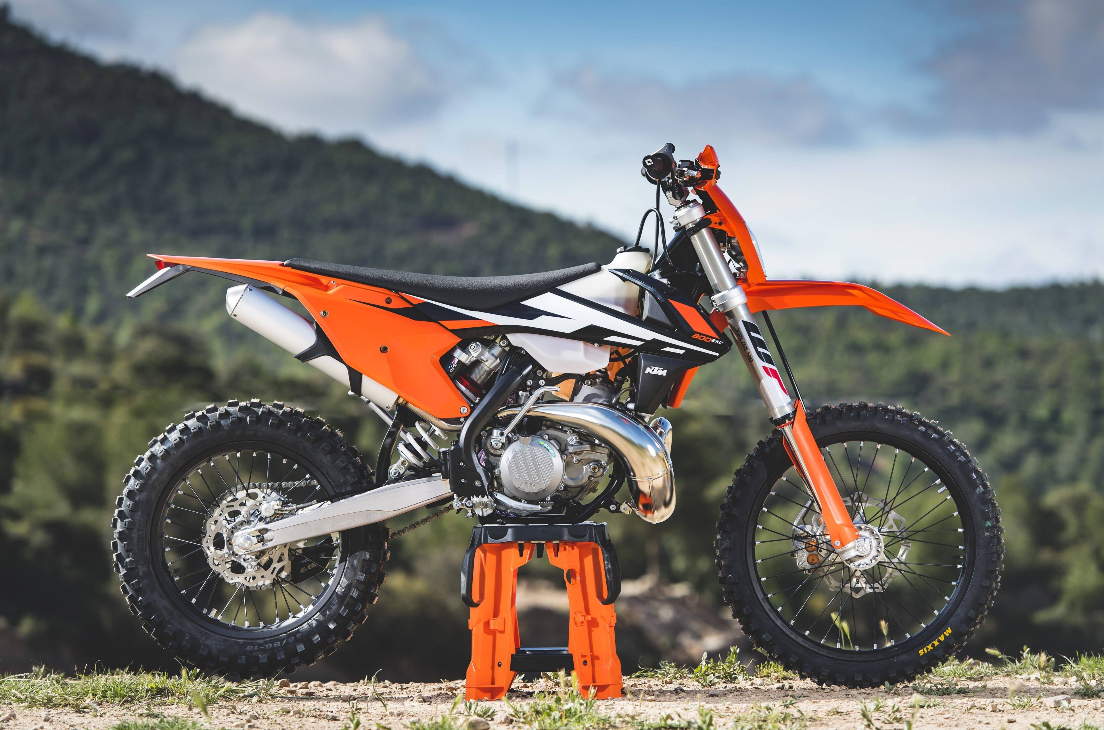Ktm Exc 4k Desktop Wallpaper